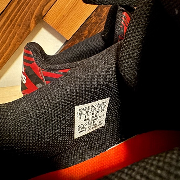 Adidas Football Cleats size 10 - Picture 2 of 3